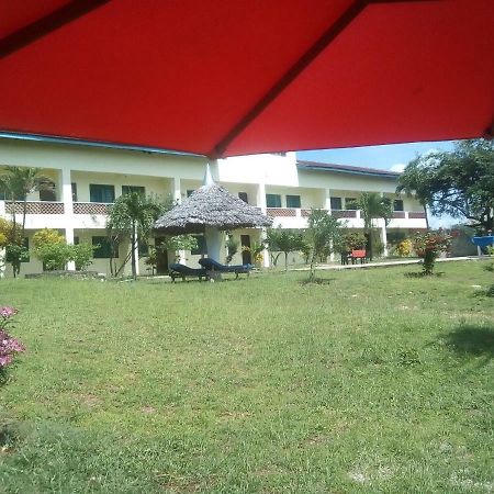 Ashari Hotel Shanzu Exterior photo